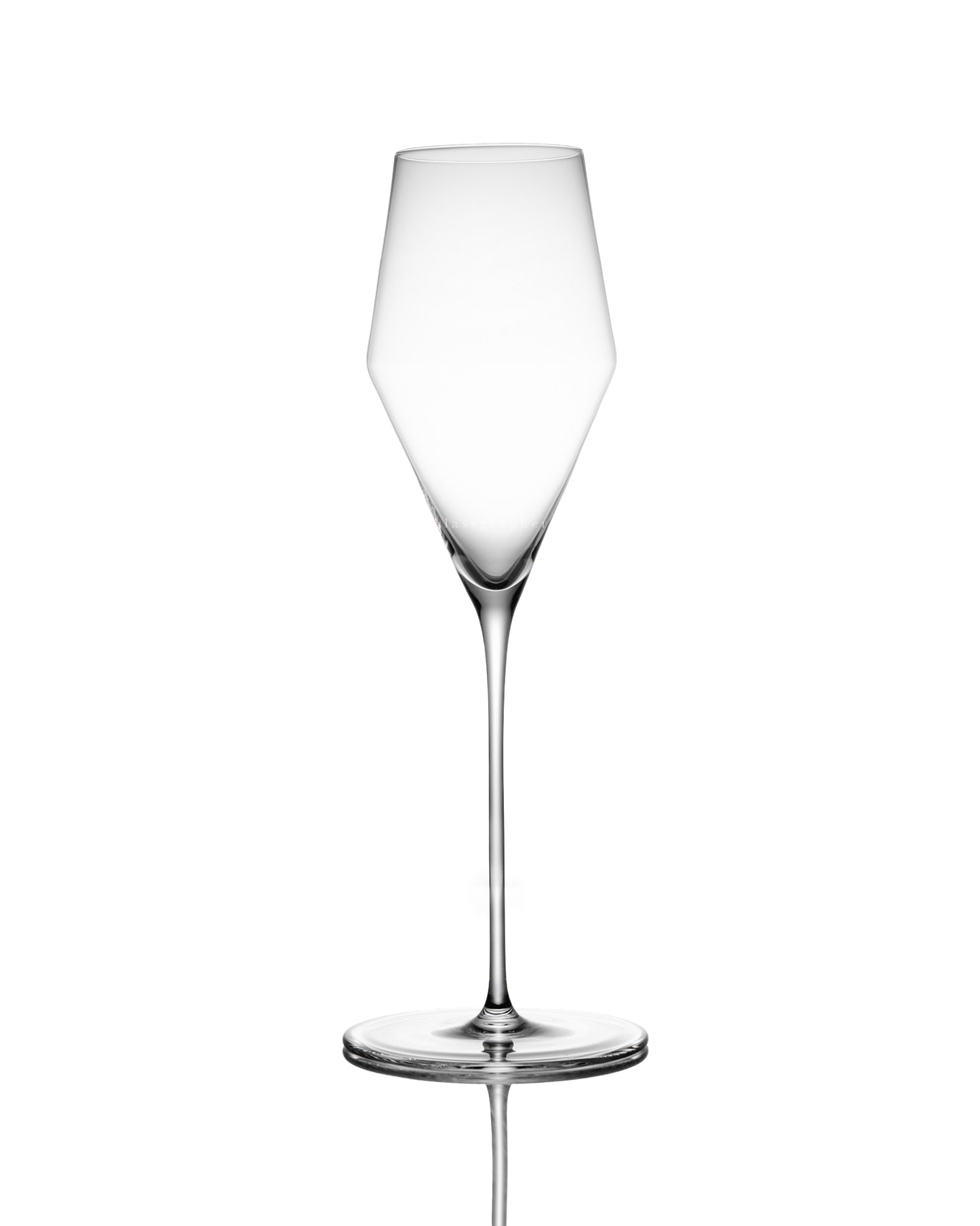 WG004 | Flute Glass No 04