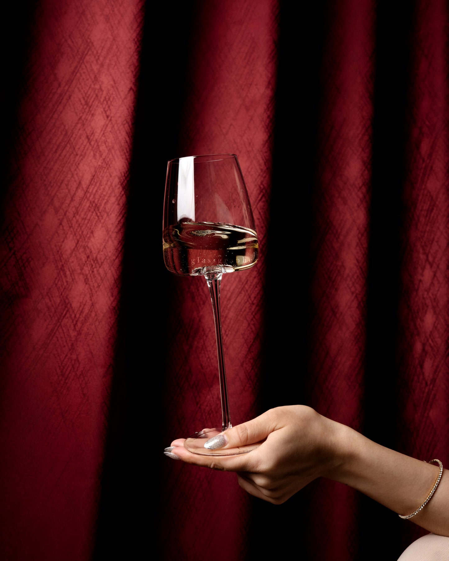 WG009 | Wine Glass No 09 (330 ml)