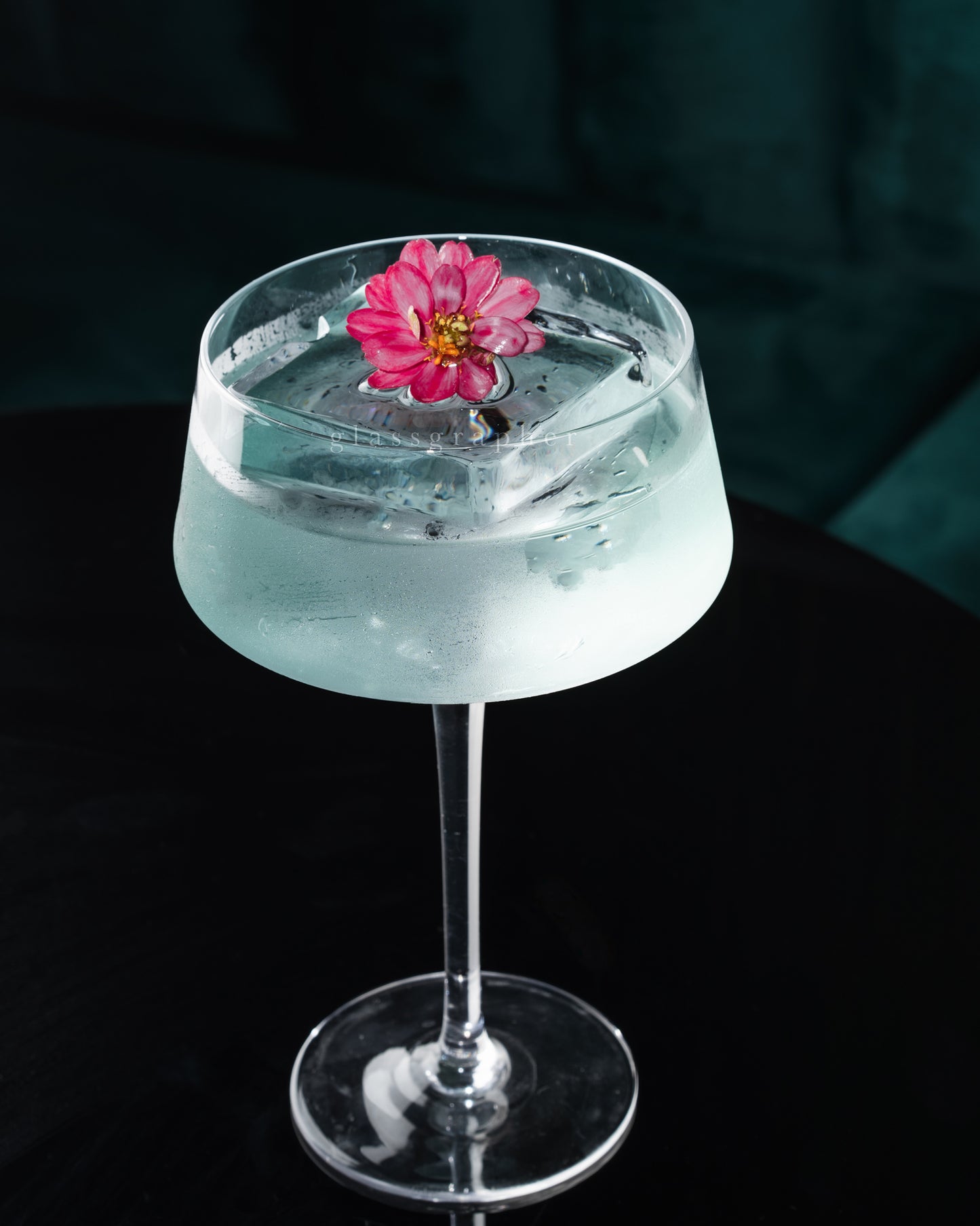 CT023 | Thin Cocktail Glass No 23